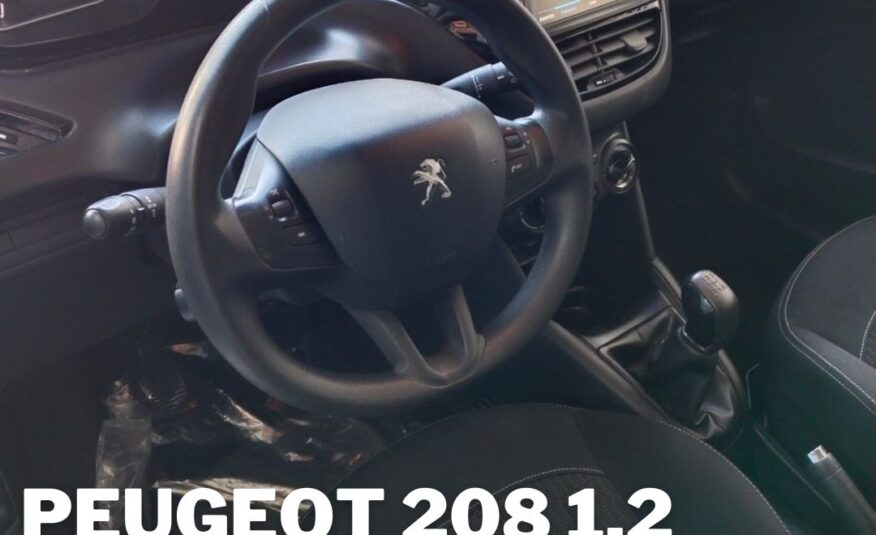 PEUGEOT 208 1.2