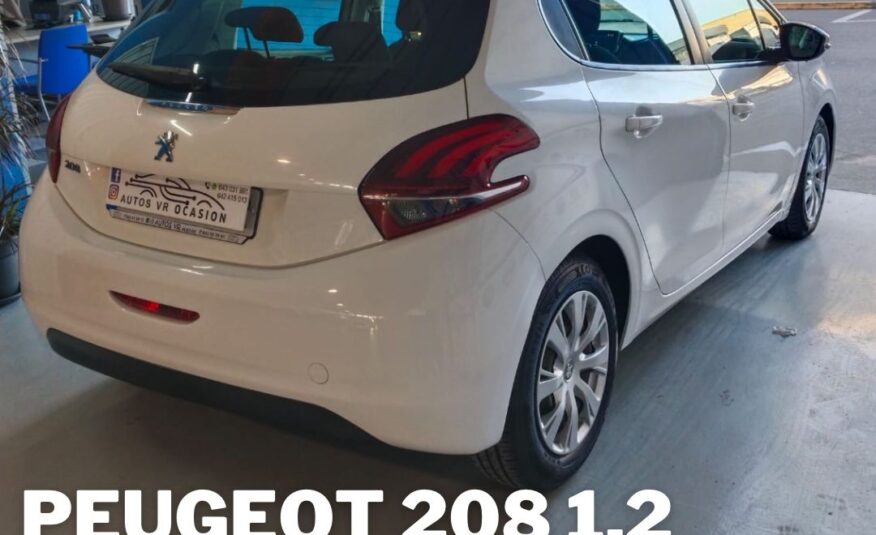 PEUGEOT 208 1.2